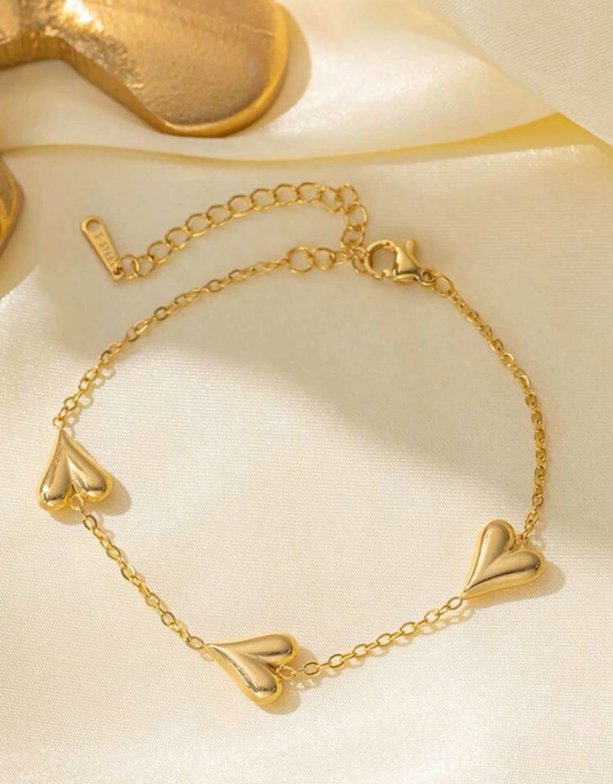 Heart bracelet
